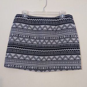 Francesca's Mi Ami XL Mini Skirt Aztec Pattern